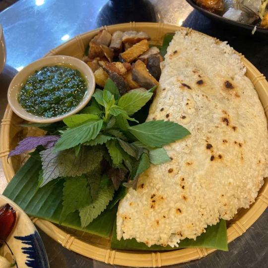 Cơm cháy cá dứa